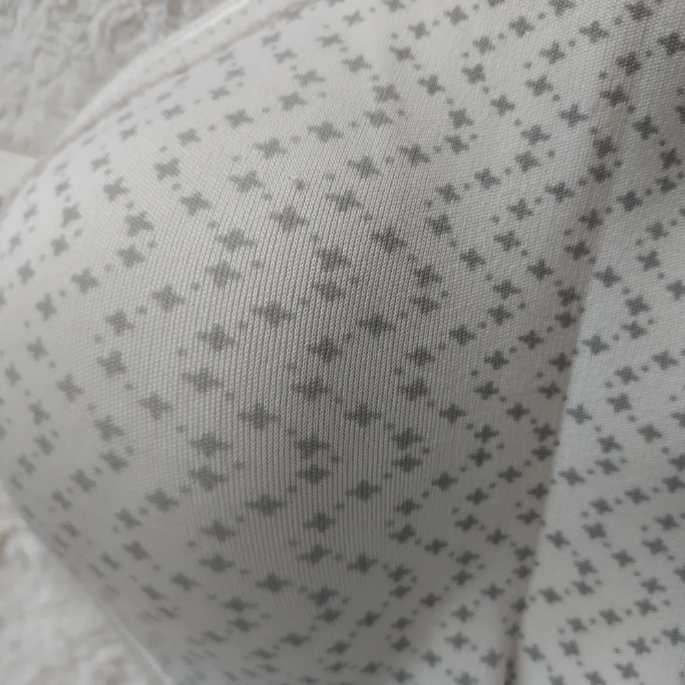 Hanes SmoothTec ComfortFlex Wire Free Natural bra Small Minimalist Soft